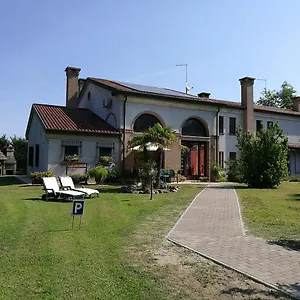 La Corte Bed & Breakfast Rosolina
